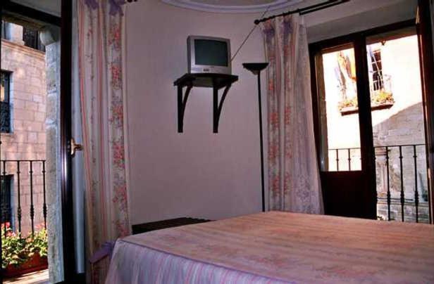 Hostal Las Coronas Sos del Rey Católico Kamer foto