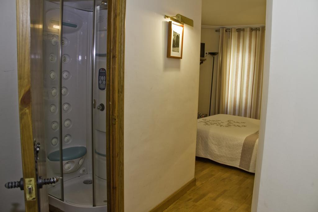 Hostal Las Coronas Sos del Rey Católico Buitenkant foto