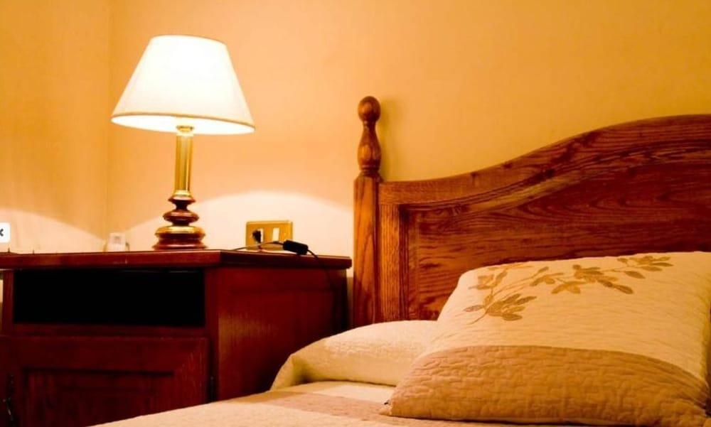 Hostal Las Coronas Sos del Rey Católico Buitenkant foto